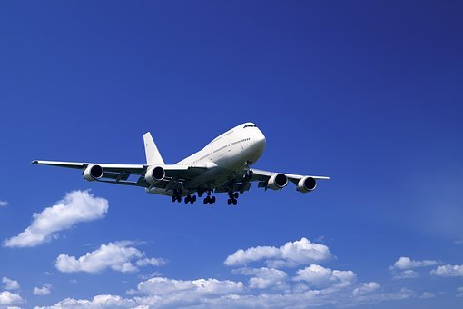 aircraft-2470724__340.jpg