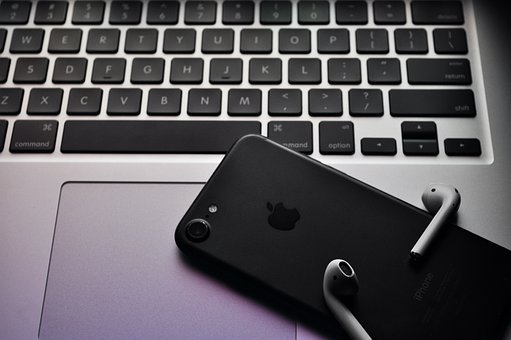 mac-4833253__340.jpg