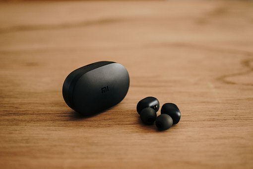 fone-4557410__340.jpg